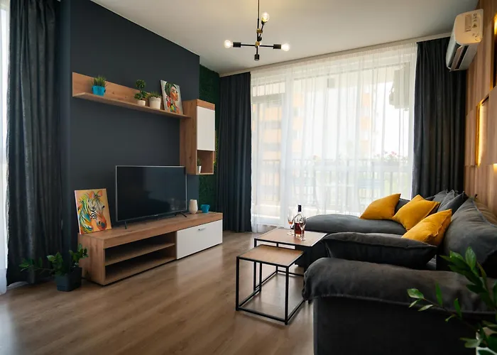 Sky With Free Garage - Sky Апартамент