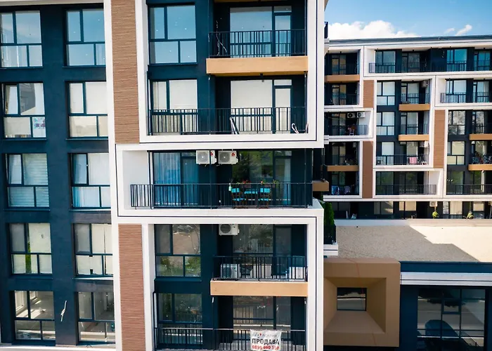 Апартамент Sky With Free Garage - Sky Бургас