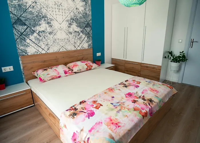 Апартамент Sky With Free Garage - Sky